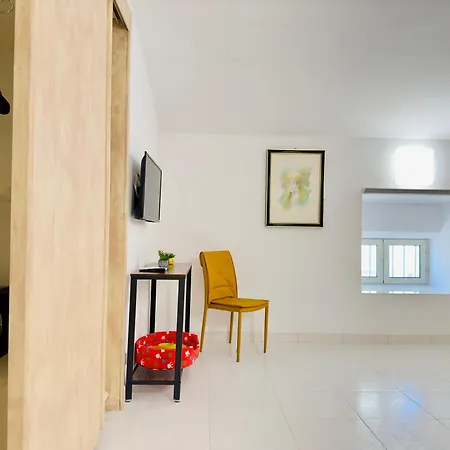 Unique In Centro Citta Bagno Privato E Climatizzatore Guest house *