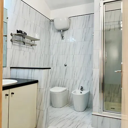 Guest house Unique In Centro Citta Bagno Privato E Climatizzatore *
