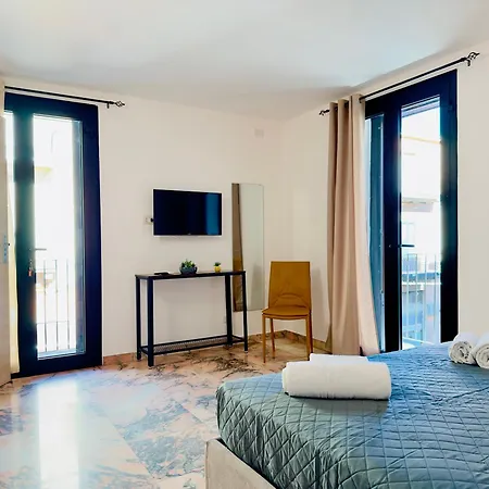 Unique In Centro Citta Bagno Privato E Climatizzatore Guest house Ragusa