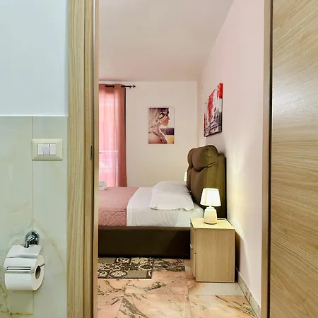 Unique In Centro Citta Bagno Privato E Climatizzatore