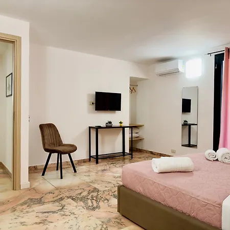 Penzion Unique In Centro Citta Bagno Privato E Climatizzatore Ragusa