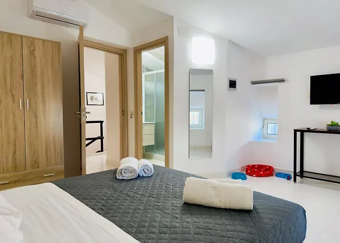 Unique In Centro Citta Bagno Privato E Climatizzatore 3*