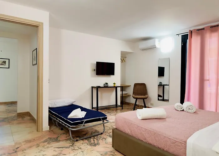 Unique In Centro Citta Bagno Privato E Climatizzatore 3*